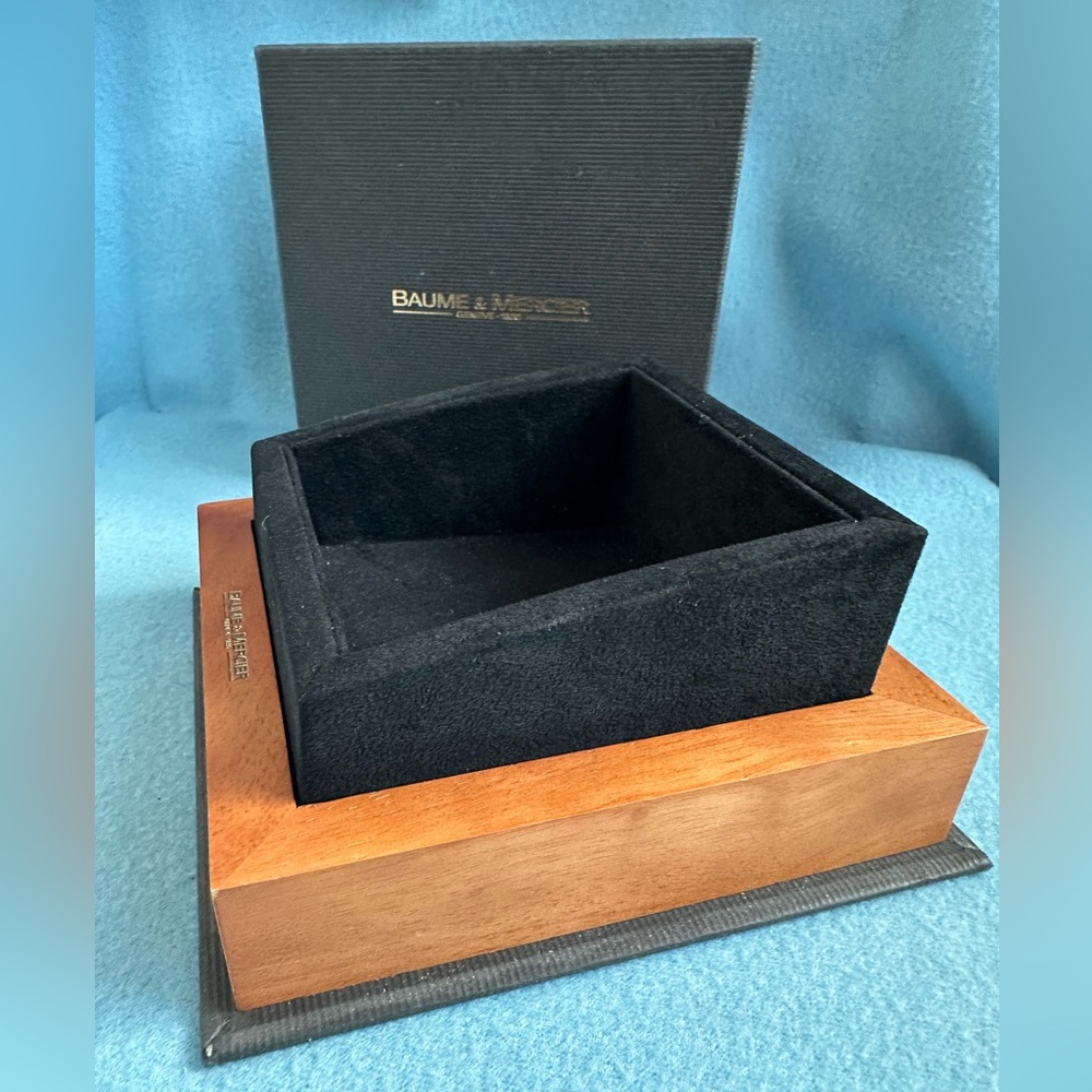 Baume & Mercier Empty Watch Presentation Box